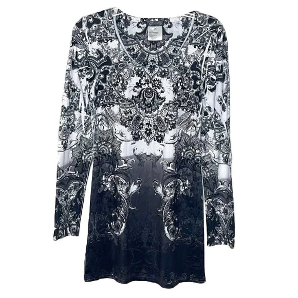 ❤️ 🆕 GUILTY Floral Blouse Size M